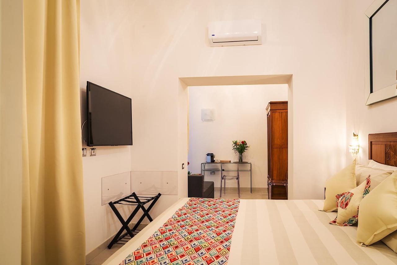 Waterfront Suites Cagliari Exterior foto